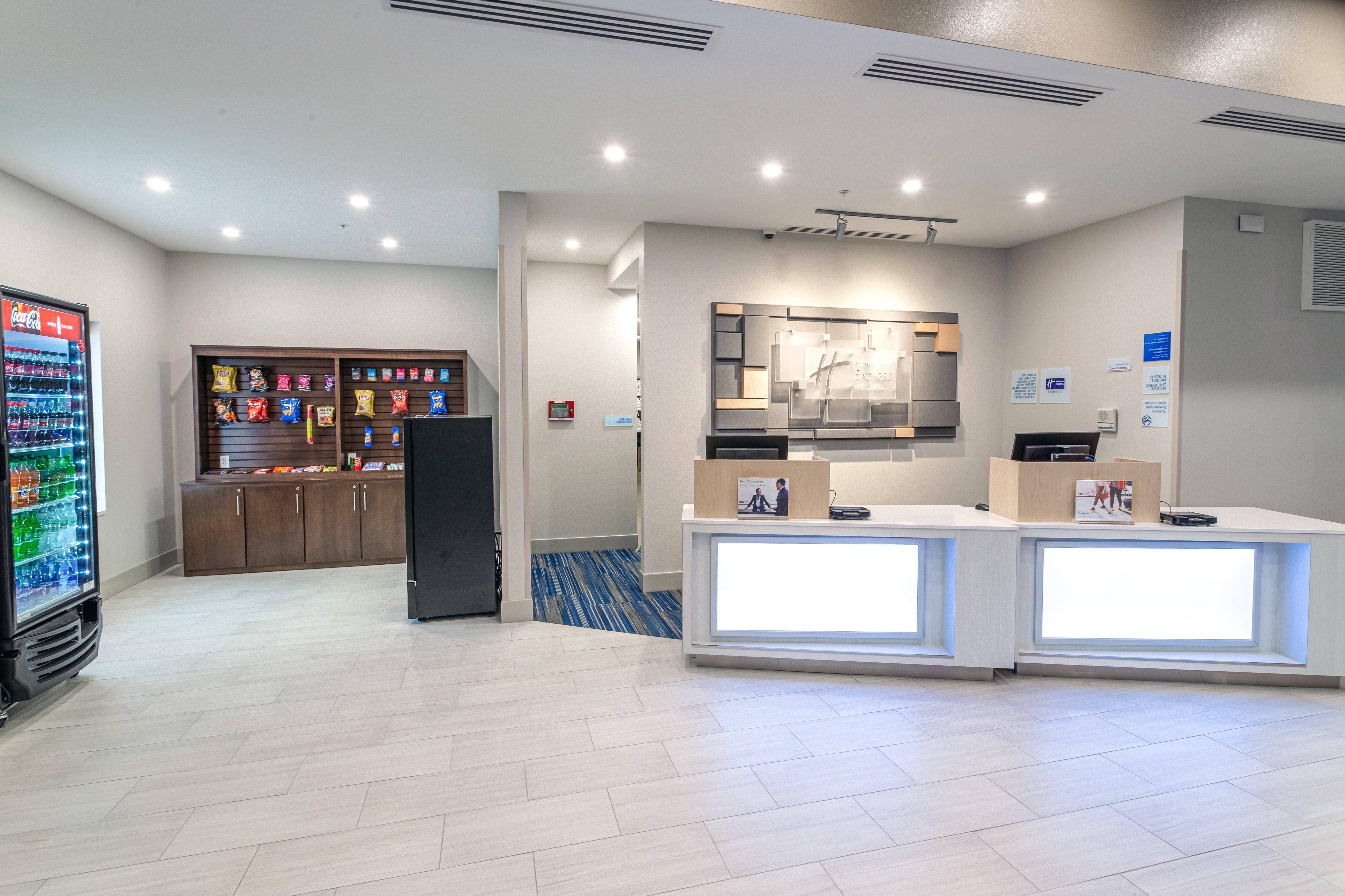 Holiday Inn Express & Suites - Columbus - Worthington By Ihg Kültér fotó