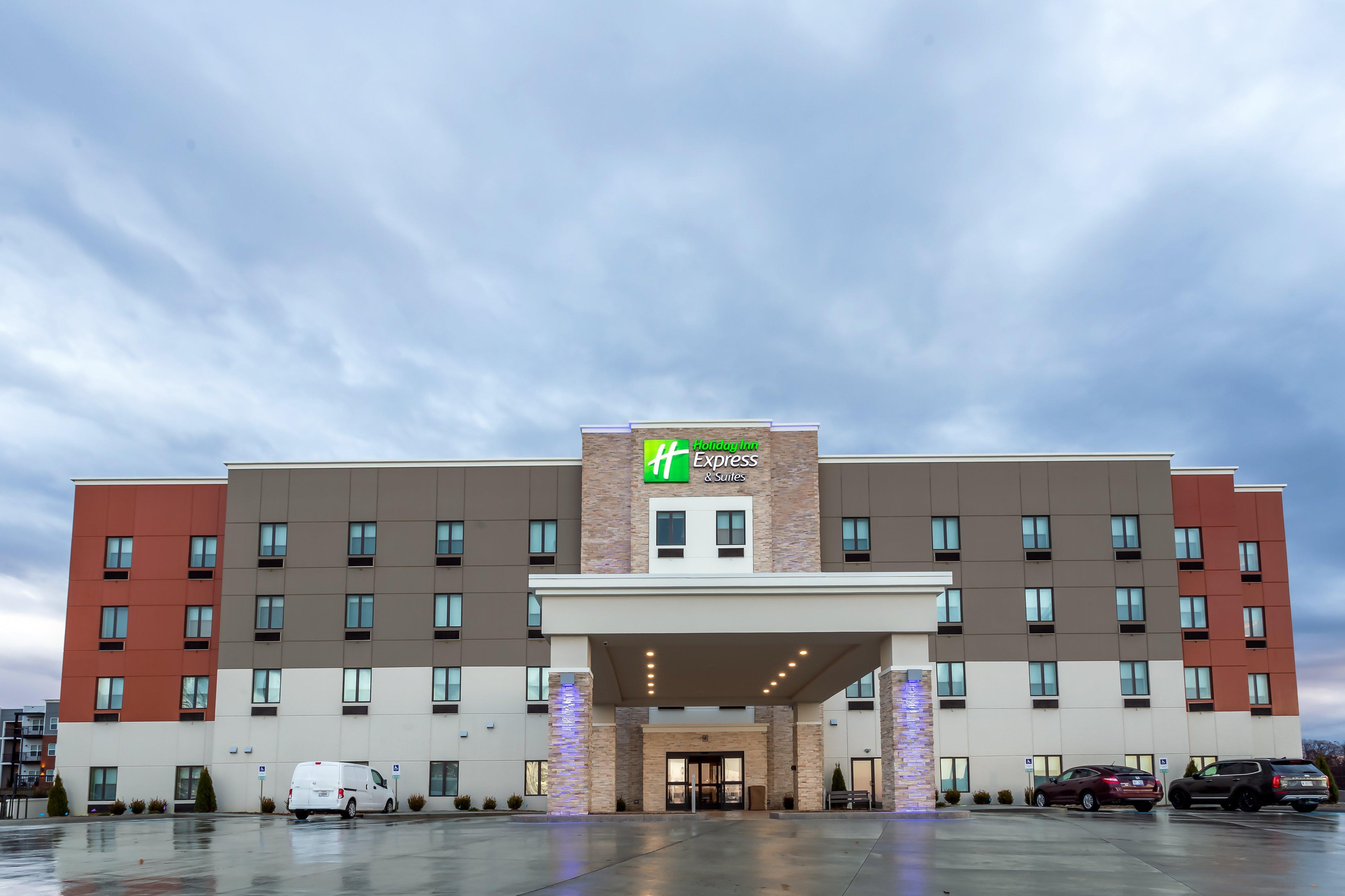 Holiday Inn Express & Suites - Columbus - Worthington, An Ihg Hotel Kültér fotó